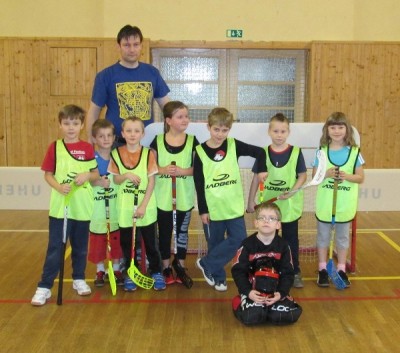 Foto malých florbalistů